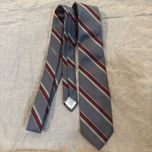 Dior Classic Gray and Red Striped Tie